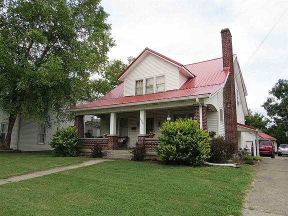 3rd image of 606 N Main St