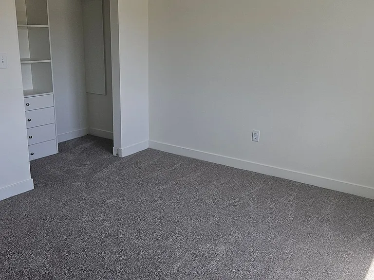 421 S McKinnon Rd — Photo 36