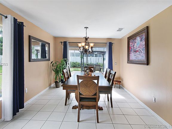 4th image of 17814 NW 21st St