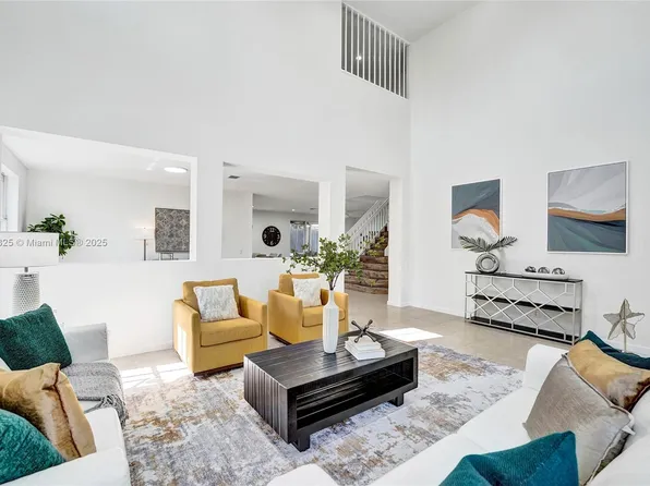 1942 Timberline Rd, Weston, FL 33327