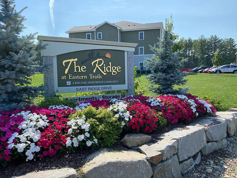 The Ridge at Eastern Trails Apartments