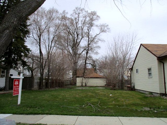 2nd image of 108 W Browning Ave