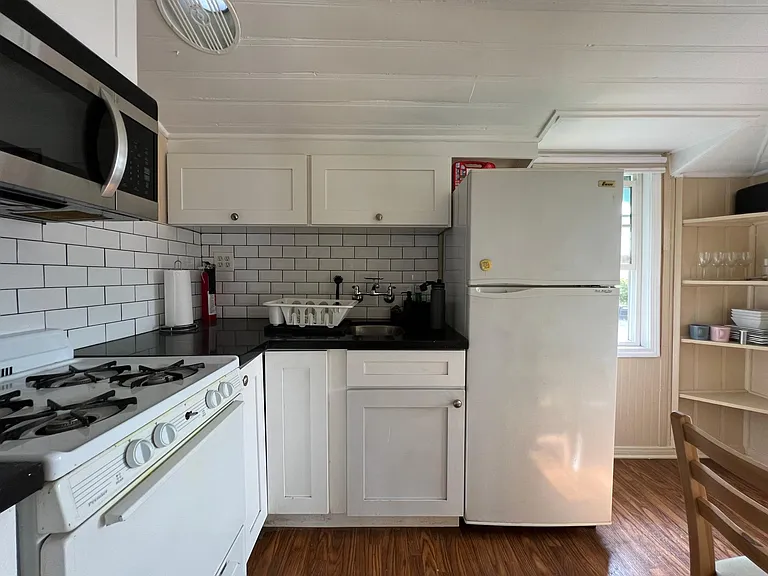 2690 Daisy Ave #1/2 — Photo 12