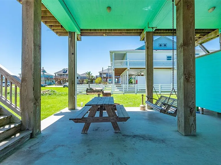 987 Surf Rd — Photo 34