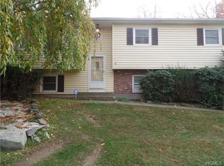 8 Virginia Ave, Monroe, NY 10950