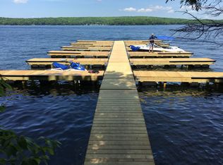 Eagle Breeze Rd, Paupack, PA 18451