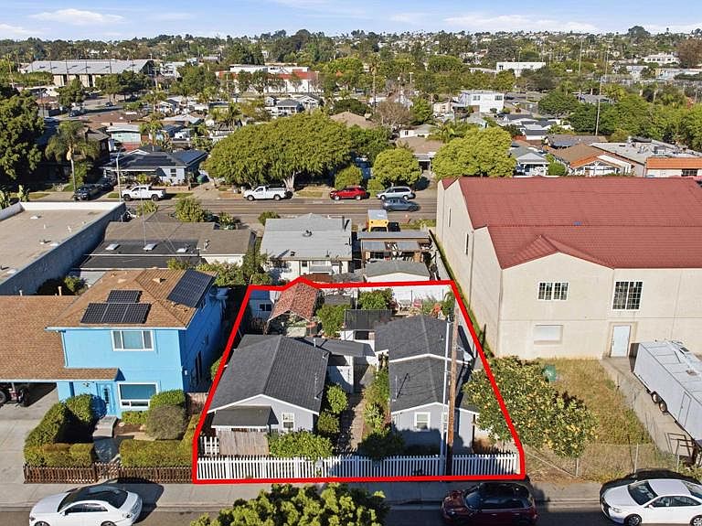Listing photo 4