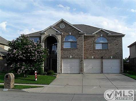 1st image of 3724 Monica Ln