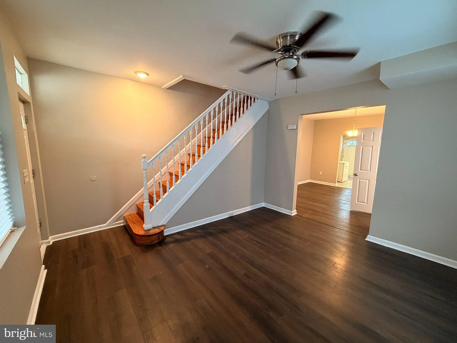 3 bed, 3.0 bath, 1280 sqft, $1,600 — Photo 1