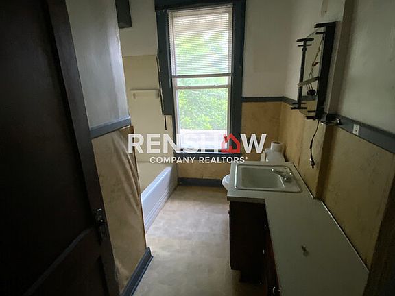 2nd image of 704 Finley St APT 4