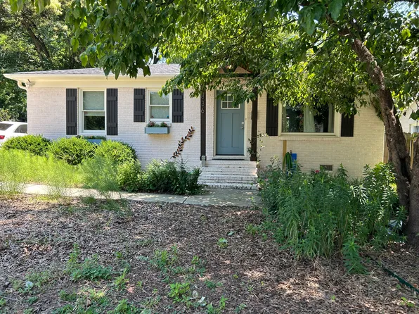 1836 Umstead St, Charlotte, NC 28205