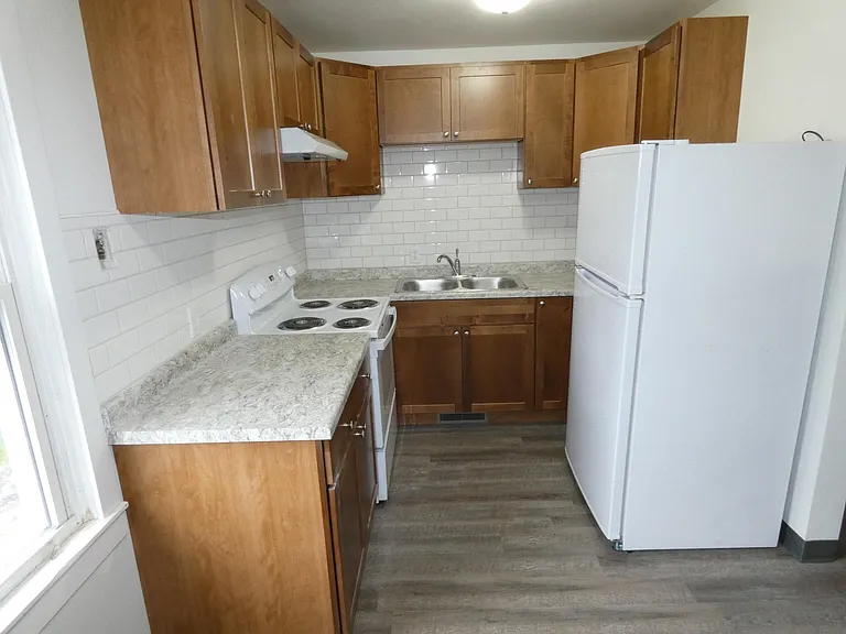 518 N 4th St #1 — Photo 7
