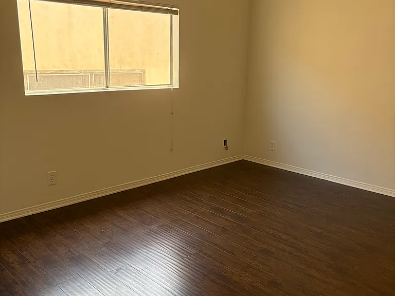 753 Wilcox Ave #7 — Photo 7