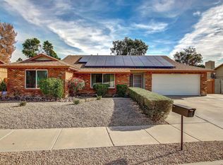 17205 N Lindner Dr, Glendale, AZ 85308