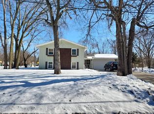 5448 Bryant Ave N, Brooklyn Center, MN 55430