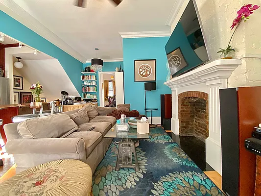 Rented by Oxford Property Group | media 6
