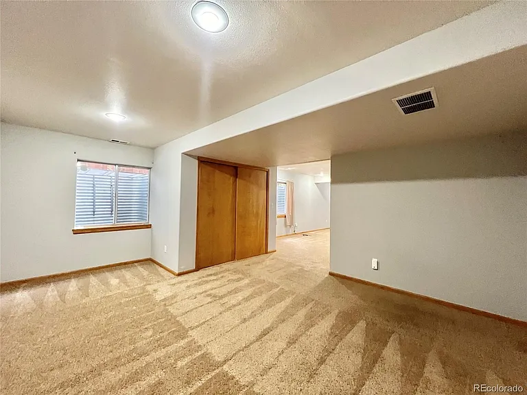 4265 Miners Candle Dr — Photo 8