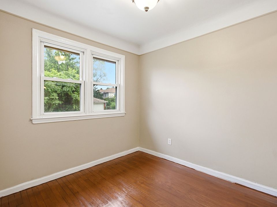 9237 Birwood St, photo 5