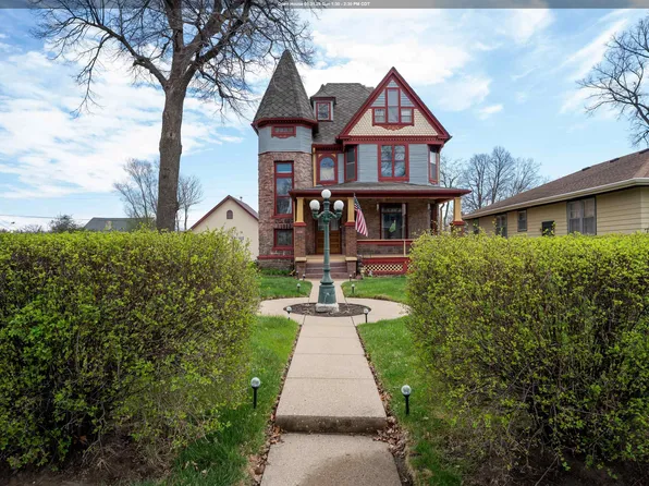 2216 Jackson St, Sioux City, IA 51104