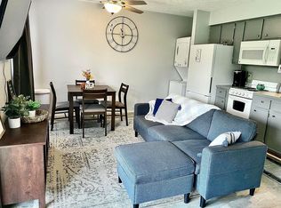 10 Scenic Ct BUILDING 2-10, Branson, MO 65616