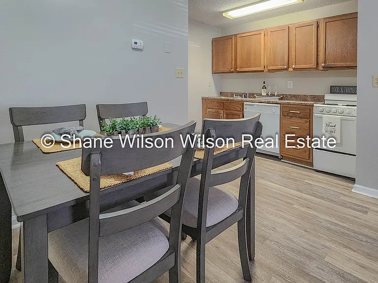 3356 Steeple Cir NE — Photo 4