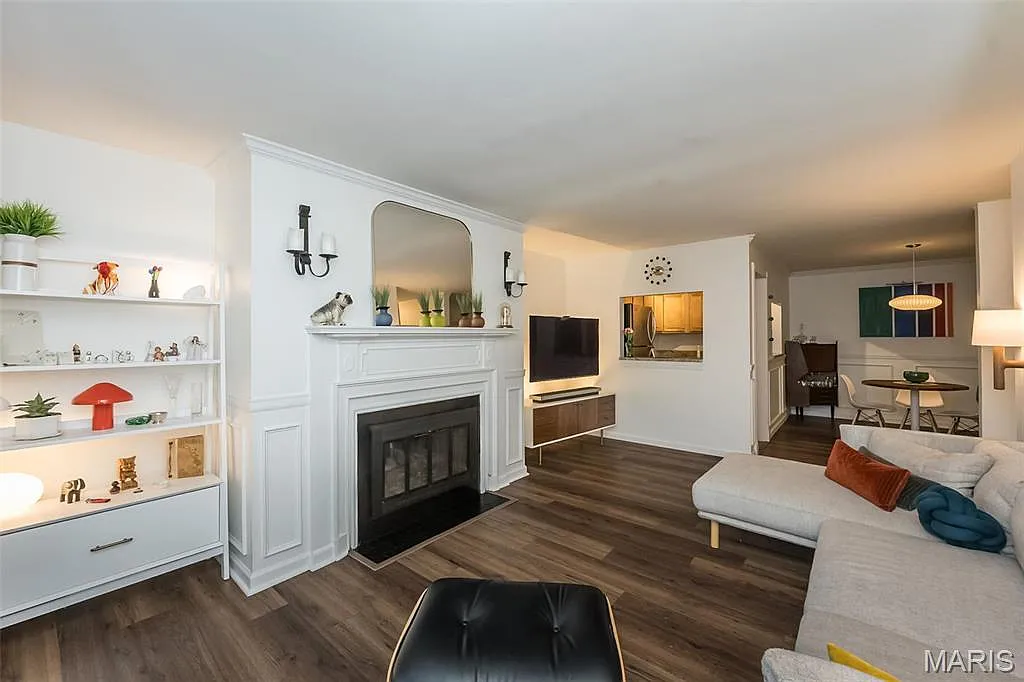 950 E Rue De La Banque St #118 photo 1