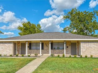 2206 Lova Dr, Victoria, TX 77901