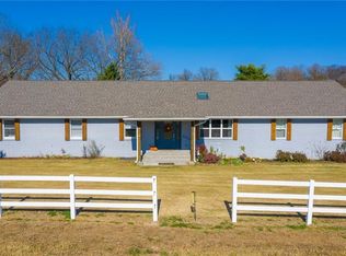 16283 Sheffield Rd, Fayetteville, AR 72761