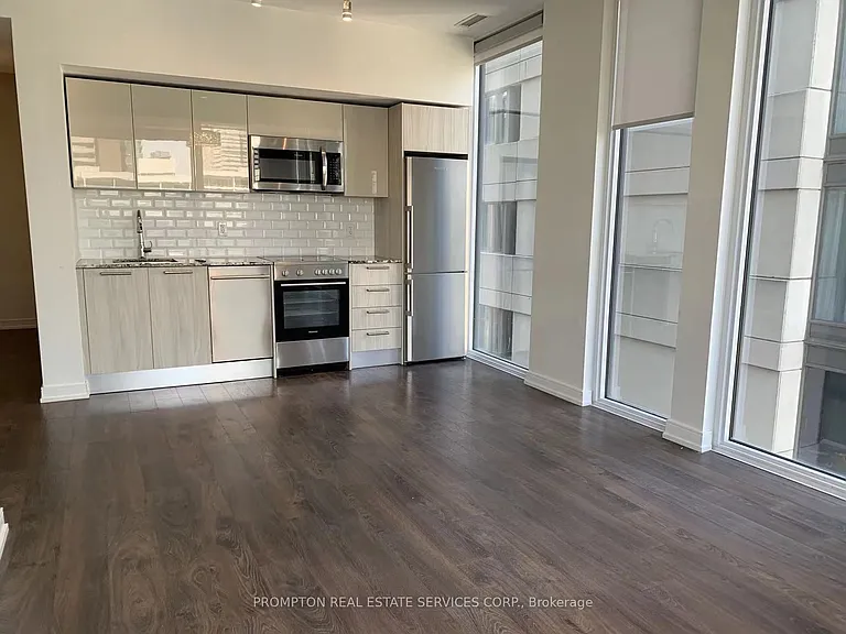 28 Wellesley St E #1909 — Photo 2