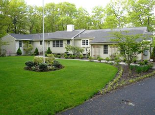 42 Great Rock Rd, Sherborn, MA 01770