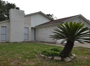 12818 Enchanted Path Dr, Houston, TX 77044