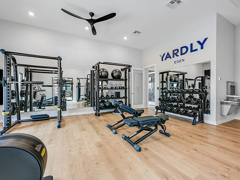 Yardly Eden — Photo 10