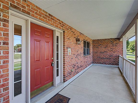 5th image of 1082 Roger Scott Dr