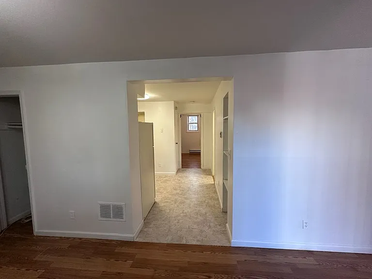 369 Monmouth St — Photo 3
