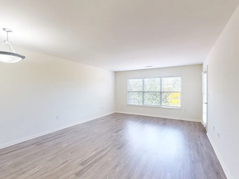 14 North — Photo 34