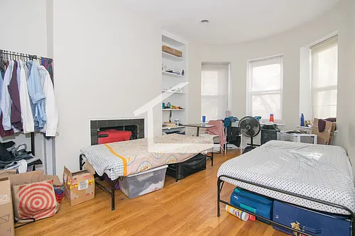 51 Westland Ave #4D Photo 1