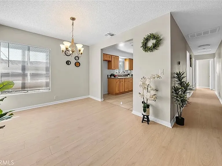 3144 Lashbrook Ave — Photo 5