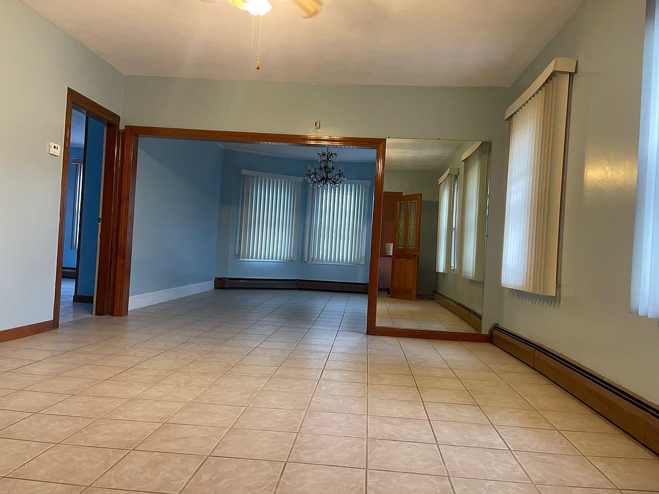 1st image of 98 Hawkins St Floor 2