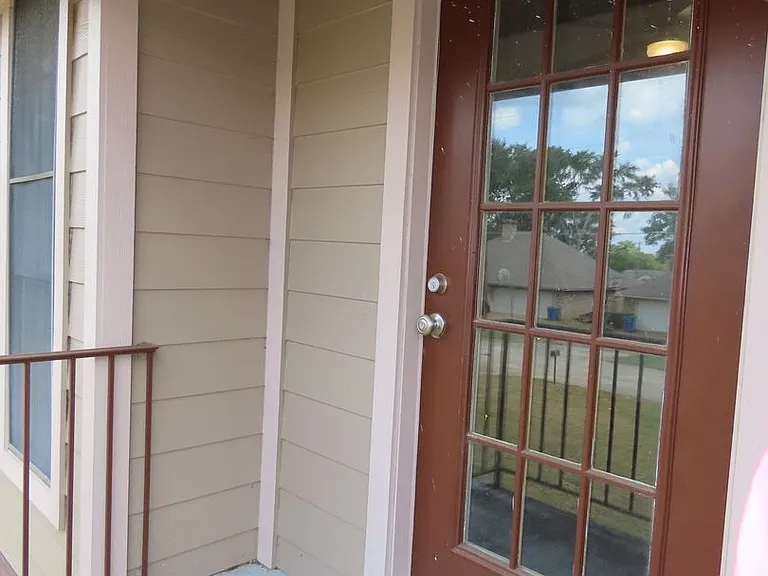 704 Kelli — Photo 29