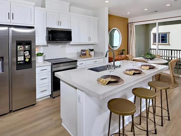 2604 Faye Dr #91, San Marcos, CA 92078