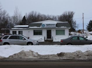 1001 Frontage Rd, Stratford, WI 54484