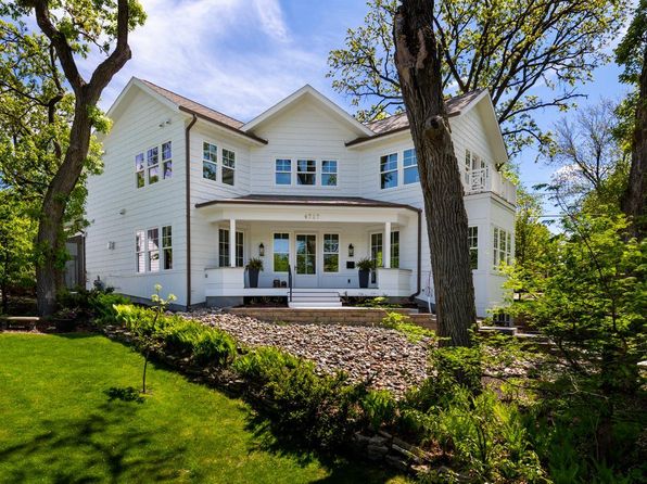 4717 Meadow Rd, Edina, MN 55424