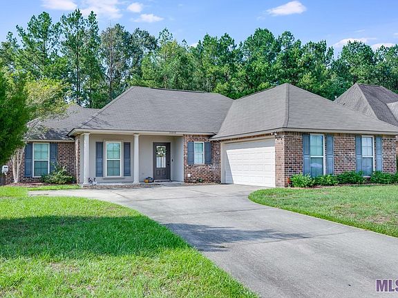 3rd image of 15010 Cross Creek Blvd