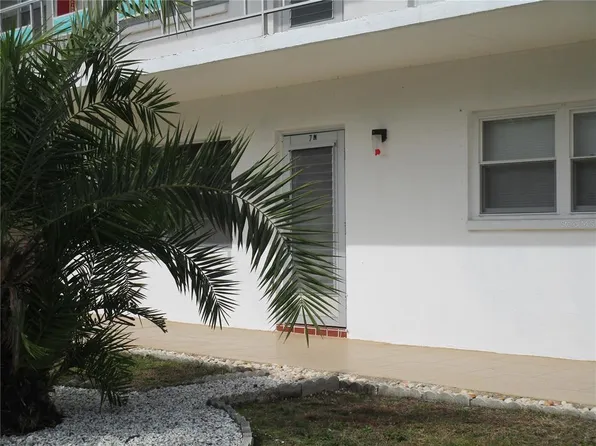 2011 58th Ave N APT 7, Saint Petersburg, FL 33714
