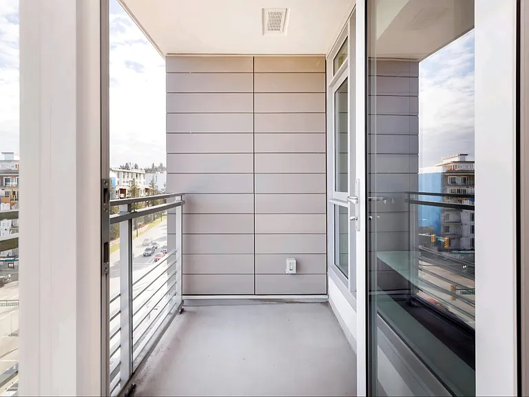 4083 Cambie St #710 — Photo 8