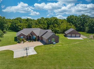 418970 E 1152nd Rd, Checotah, OK 74426