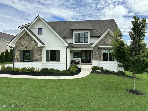 1010 McFee Rd, Knoxville, TN 37934