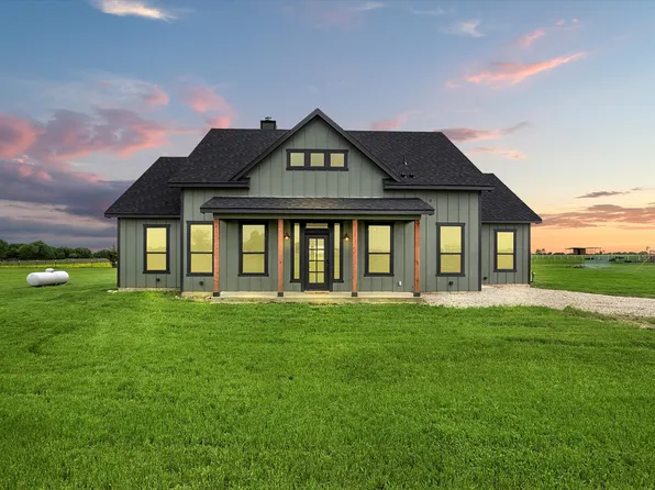 940 Holder Rd, Forreston, TX 76041