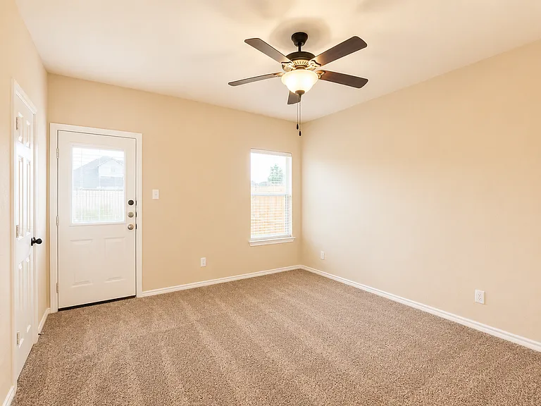 1328-1330 Piedmont Dr — Photo 12