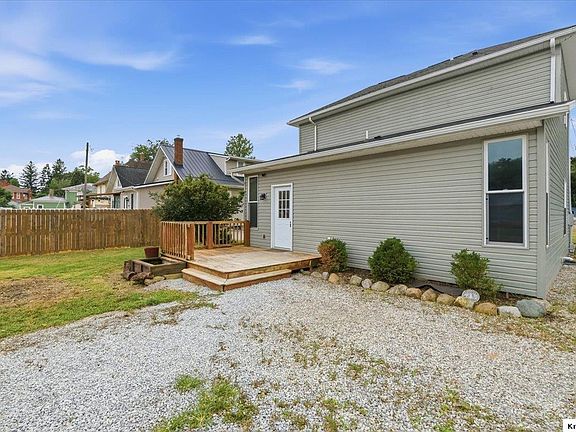 4th image of 244 Newark Rd